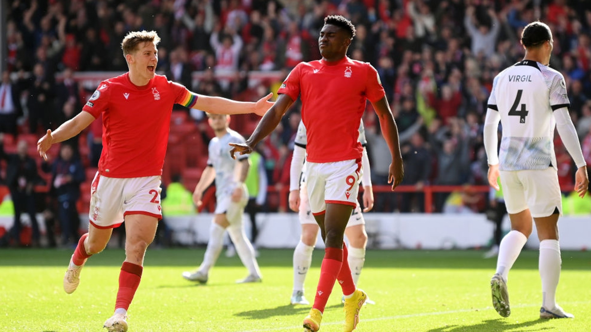 支持和人员 支持和人员